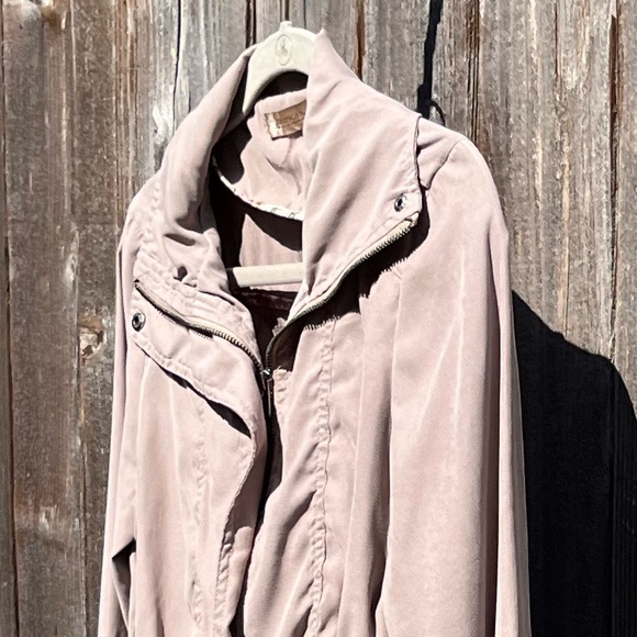 Francesca’s Collections neutral jacket size small - Picture 15 of 16